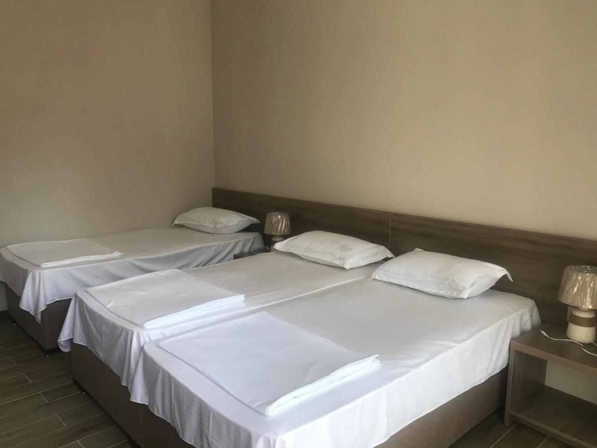 Guest House Nina 코불레티 외부 사진