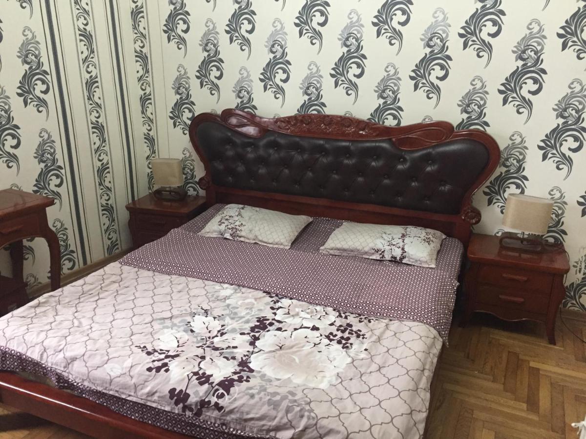 Guest House Nina 코불레티 외부 사진