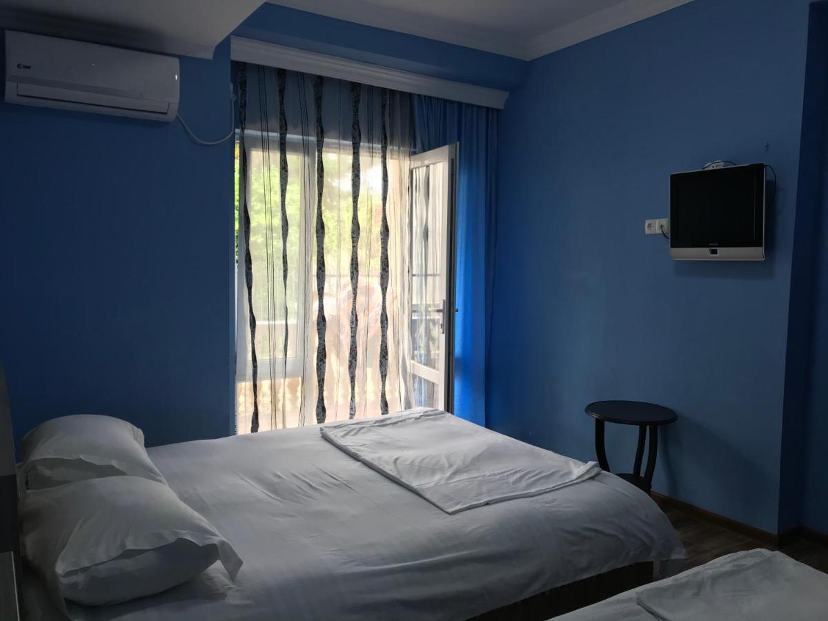 Guest House Nina 코불레티 외부 사진