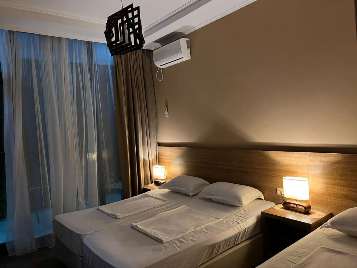 Guest House Nina 코불레티 외부 사진