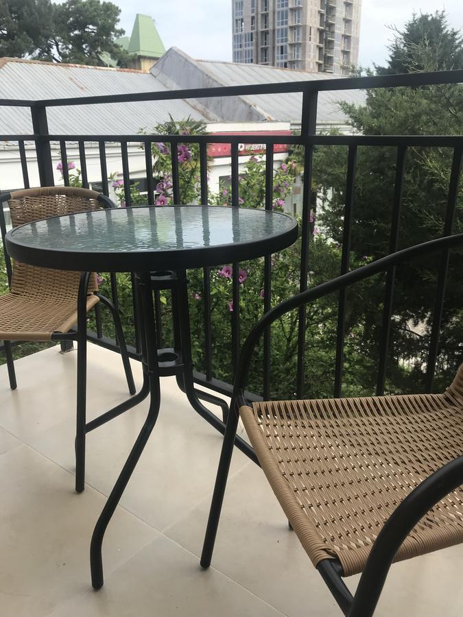 Guest House Nina 코불레티 외부 사진