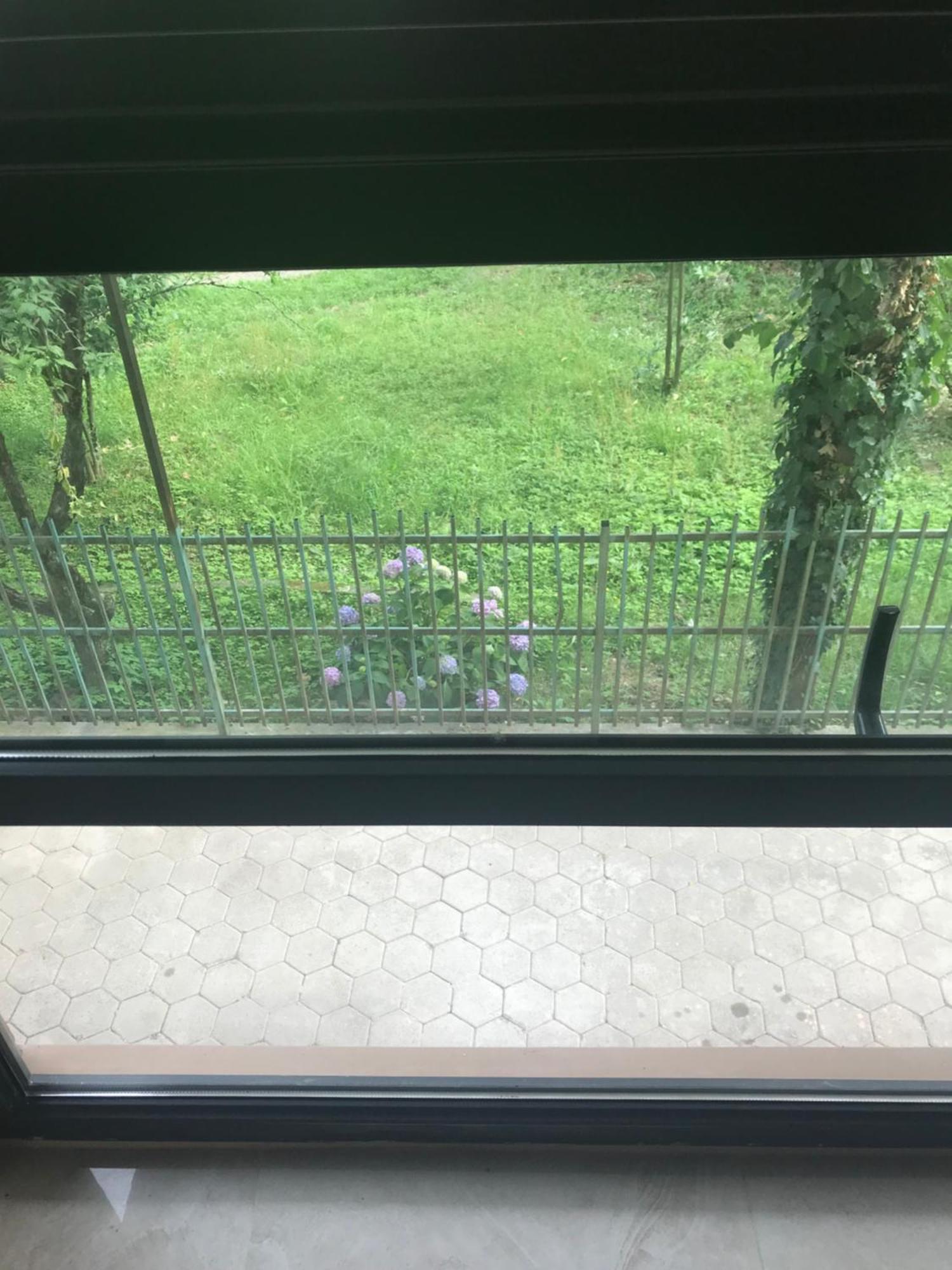 Guest House Nina 코불레티 외부 사진
