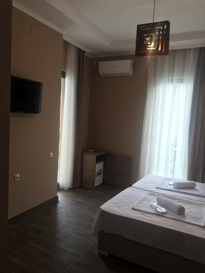 Guest House Nina 코불레티 외부 사진