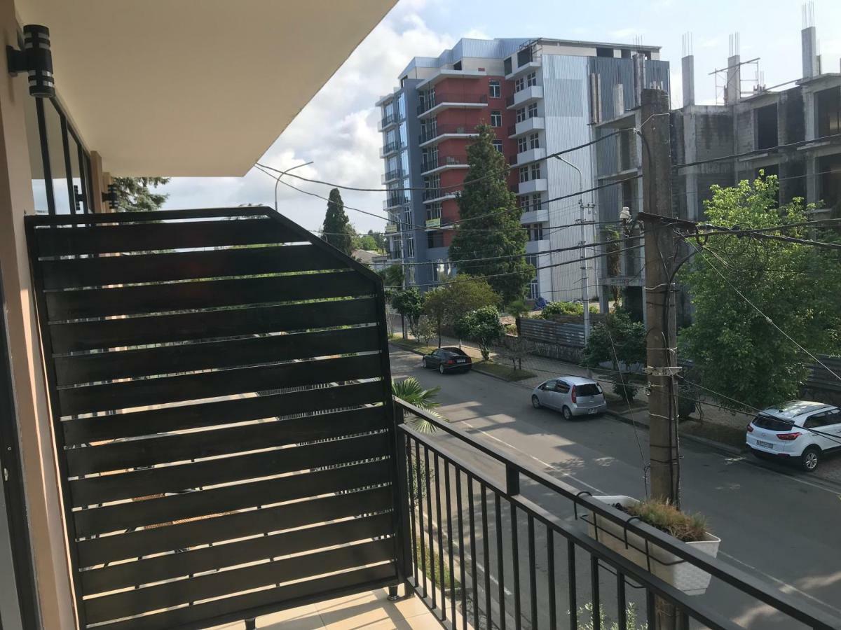 Guest House Nina 코불레티 외부 사진